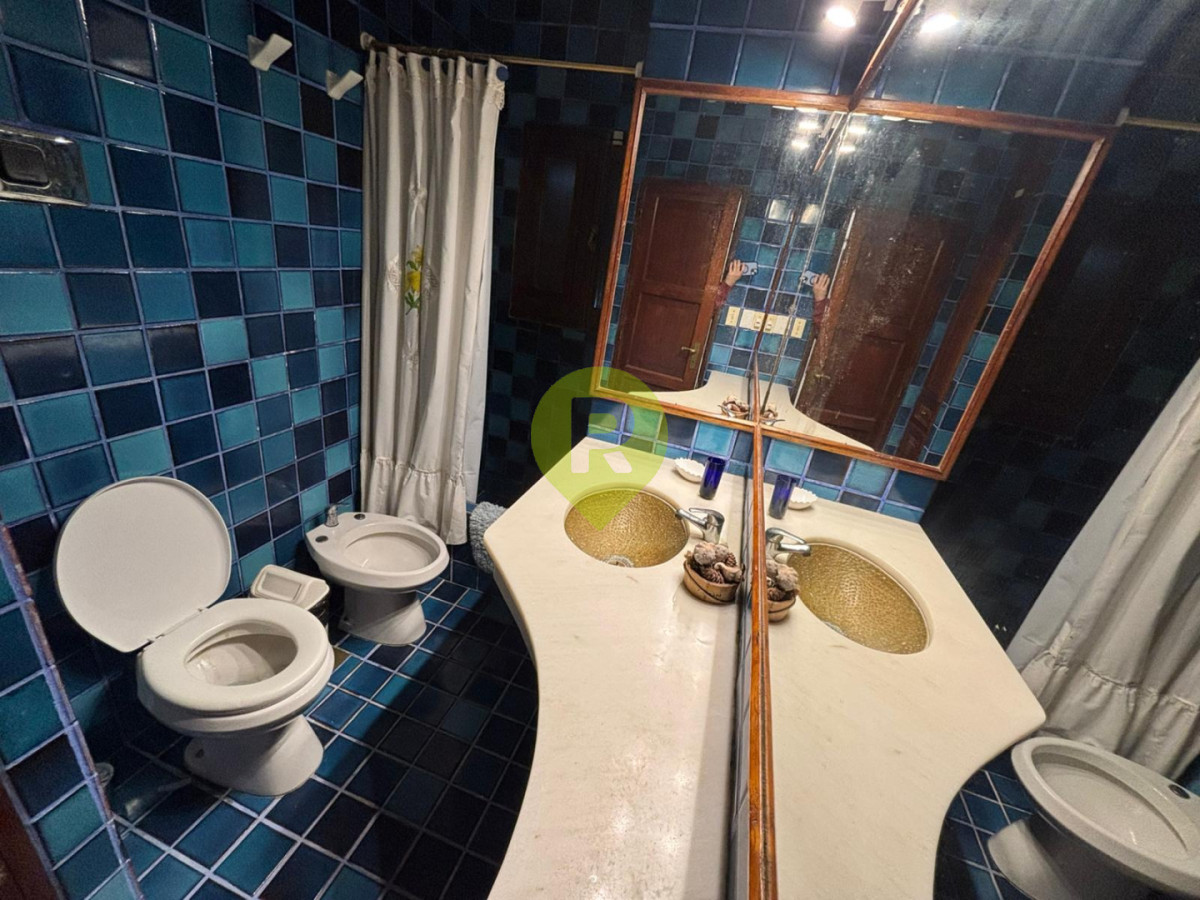 https://ri.com.uy/f/556/1/1200/0/0/0/bf9de5c0ecfec61edaf111f8e38c7fbb.jpg