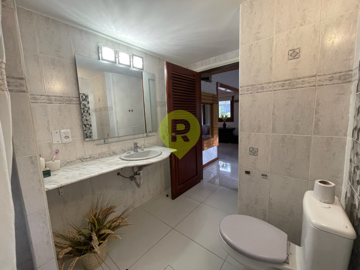 https://ri.com.uy/f/556/1/1200/0/0/0/de03e06f9c73569b28aa76bec0d5d5a5.jpg