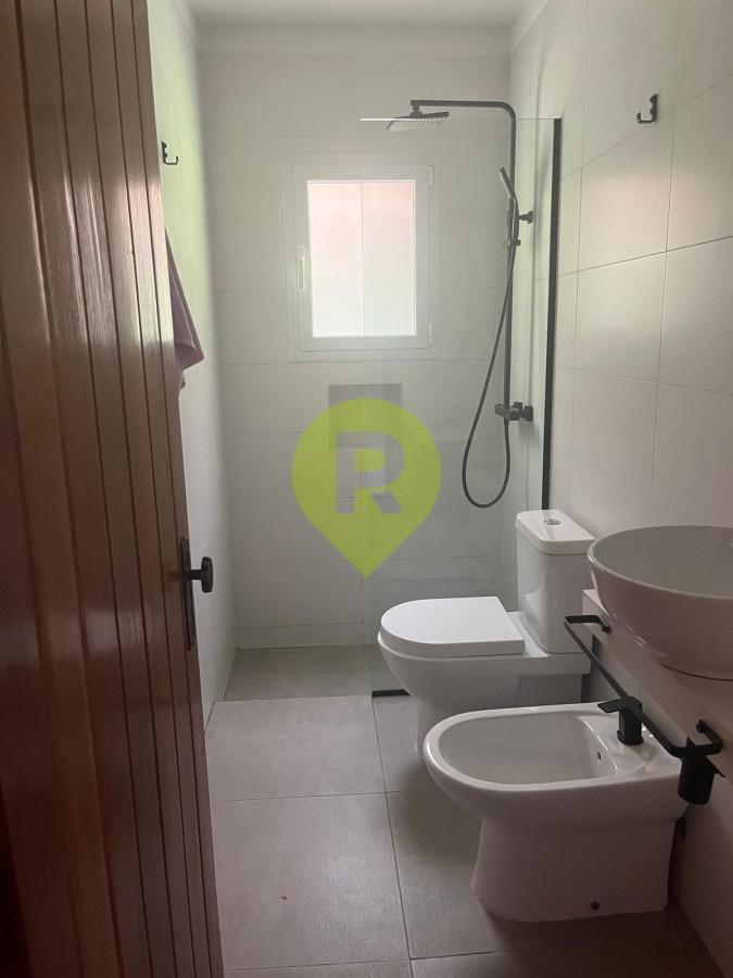 https://ri.com.uy/f/556/1/1200/0/0/0/e7b9962dfe1f640a78103247d0f47d80.jpg