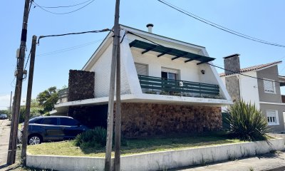 Se vende Propiedad única en el Casco Viejo de La Paloma