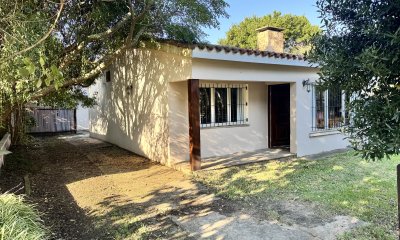 Casa en venta en La Aguada, La Paloma ? 3 dormitorios, parrillero y amplio patio arbolado