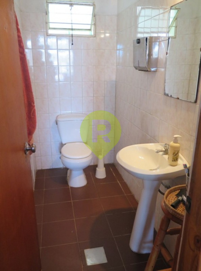 https://ri.com.uy/f/556/4/1200/0/0/0/7656.jpg
