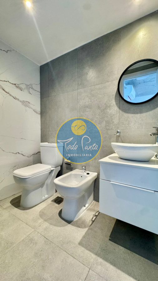 Miniatura de Apartamento de 2 dormitorios en Mansa, Punta del Este | Todo Punta