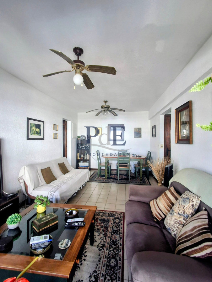 Apartamento de 1 dormitorio con cochera x 2 vehículos. Península - Imagen 2