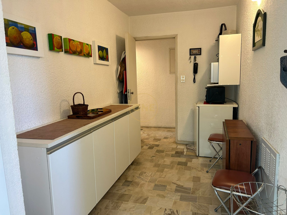 Apartamento ID.1555 - venta apartamento 3 dormitorios en Roosevelt - Punta del Este con terraza y parrillero