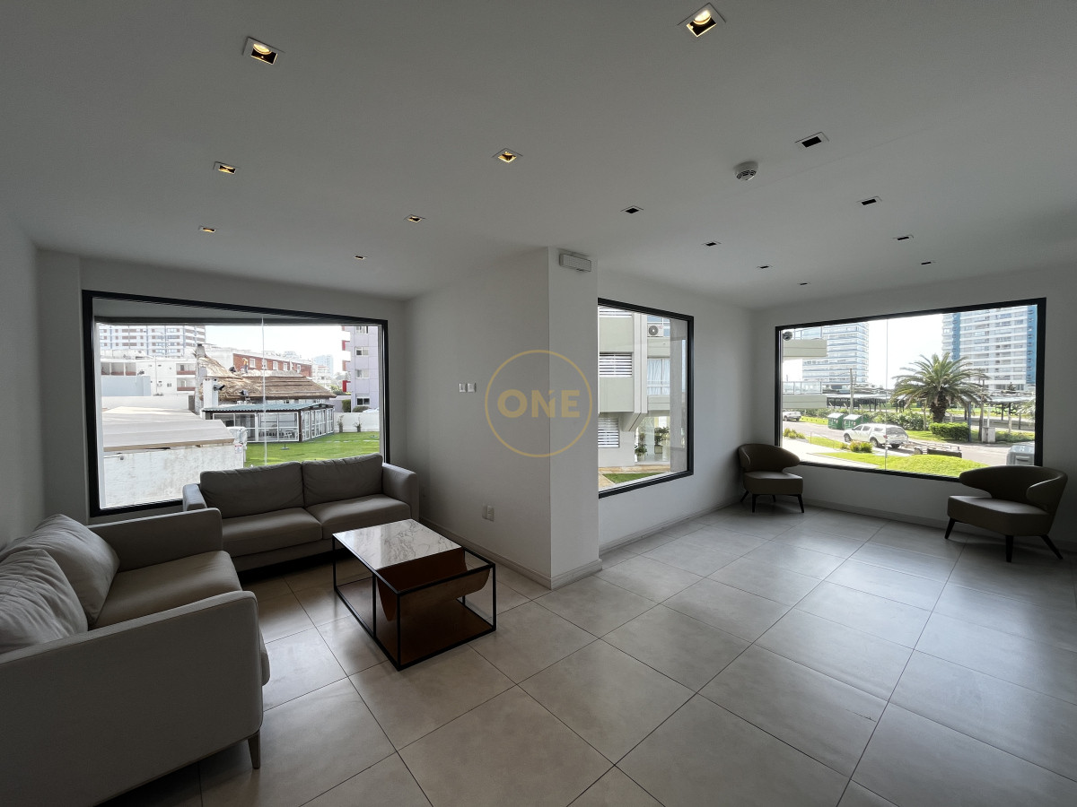 Apartamento ID.1928 - Penthouse 2 Dormitorios vista al mar, Brava parada 3