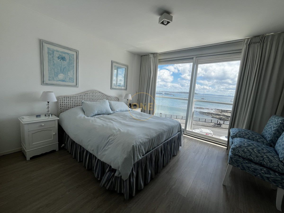 Apartamento ID.1955 - Apartamento con Vista Panorámica al Puerto de Punta del Este 