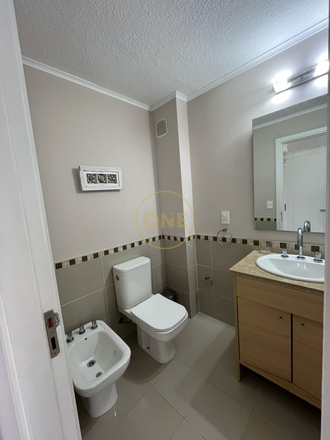 Apartamento ID.1562 -  Venta Apartamento 3 dormitorios más dependencia en Playa Brava Punta del Este