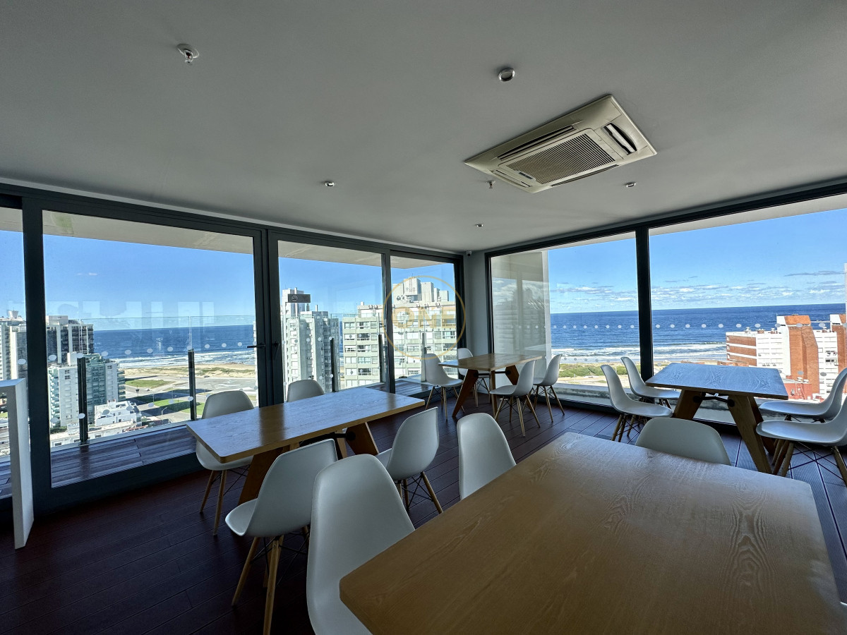 Apartamento ID.1663 - Venta Apartamento 2 Dormitorios playa Brava Punta del Este 