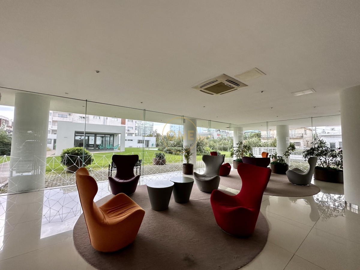 Apartamento ID.1663 - Venta Apartamento 2 Dormitorios playa Brava Punta del Este 