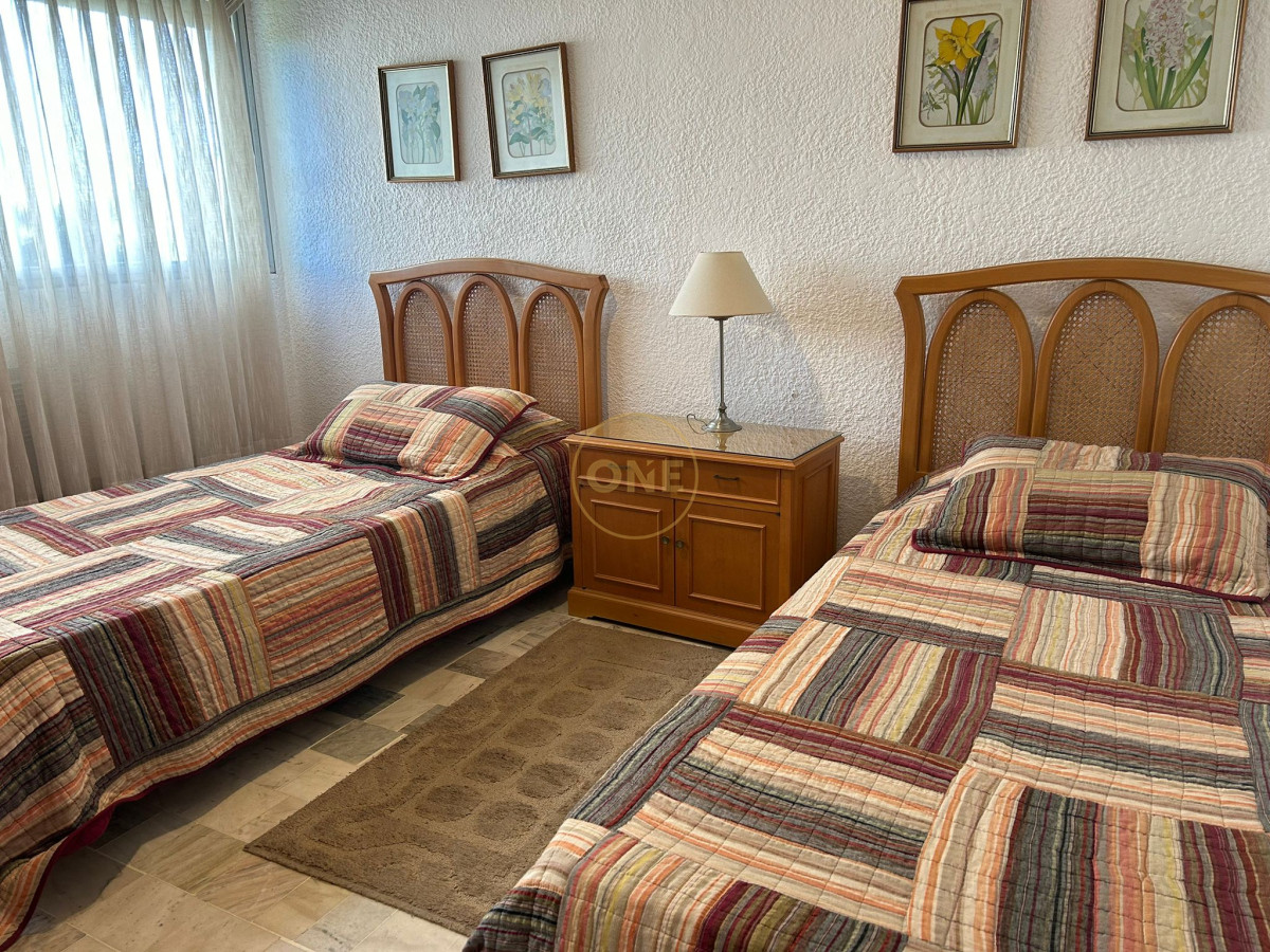 Apartamento ID.1555 - venta apartamento 3 dormitorios en Roosevelt - Punta del Este con terraza y parrillero