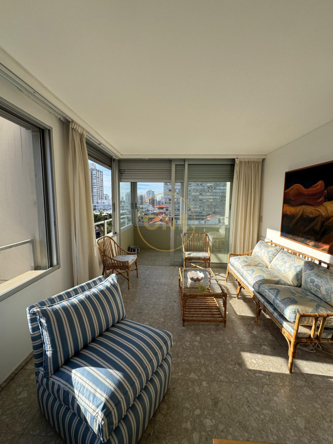 Apartamento ID.1668 - Venta Apartamento 2 dormitorios en Península Punta del Este
