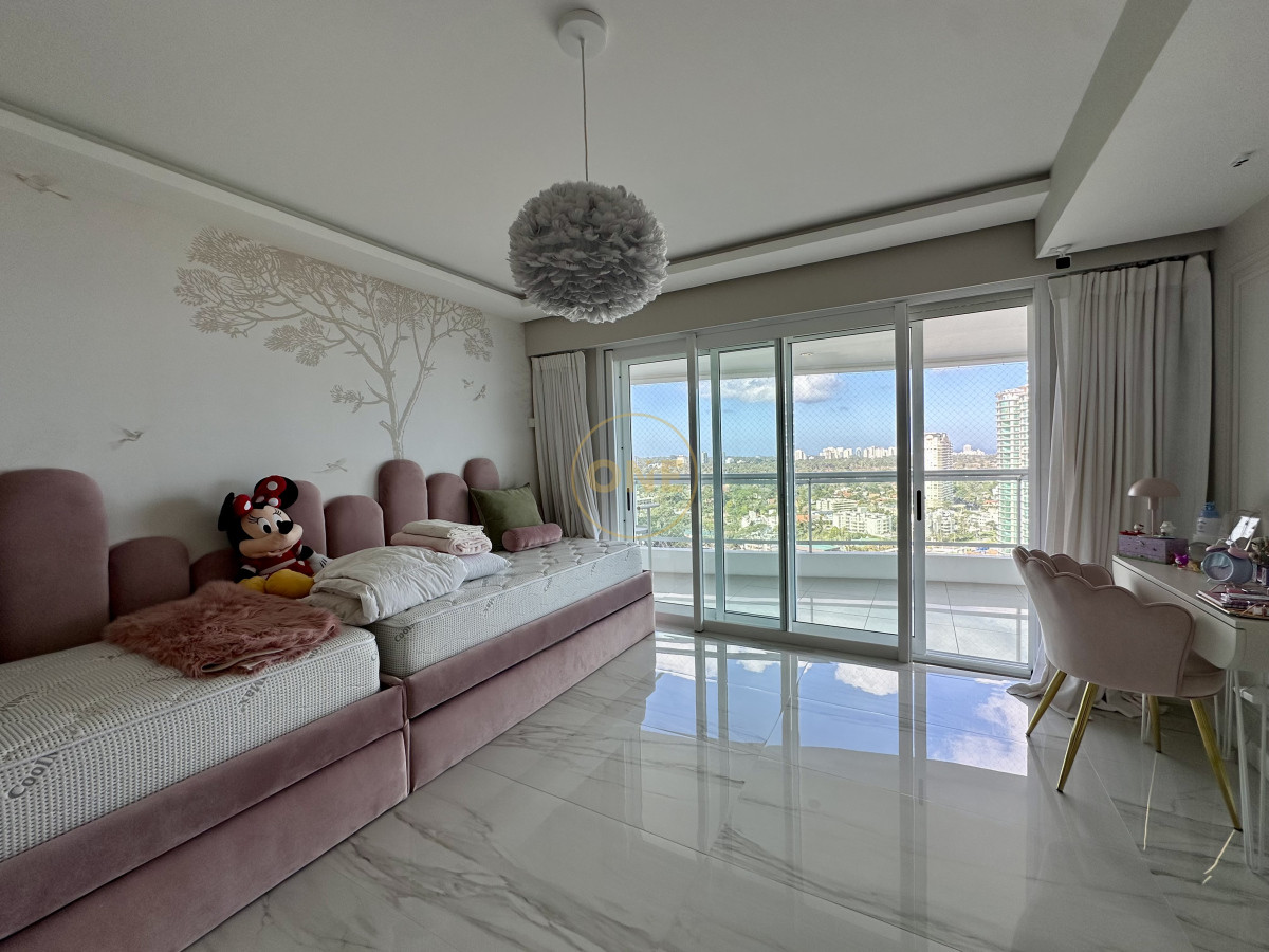 Apartamento ID.1885 - Apartamento en venta playa Mansa Punta del Este 