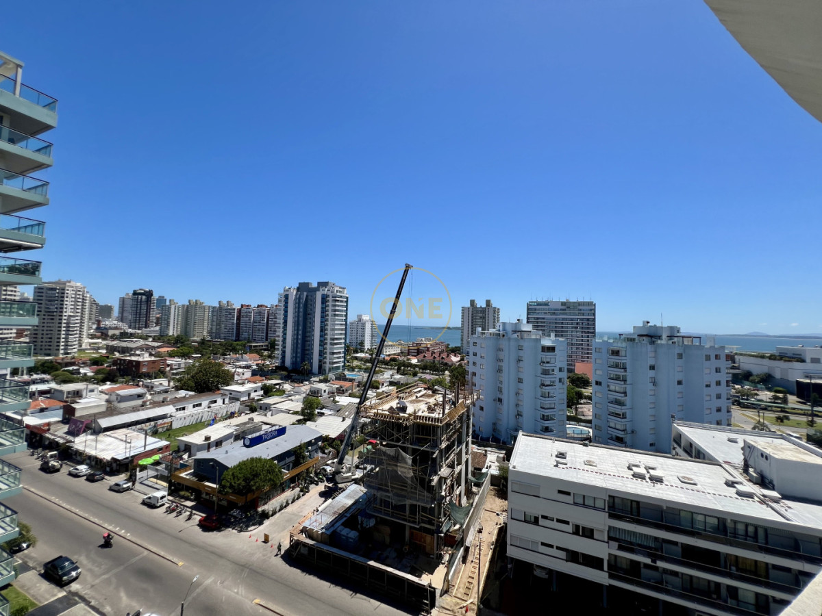 Apartamento ID.2029 - Apartamento 3 dormitorios en Suite Peninsula Punta del Este en venta