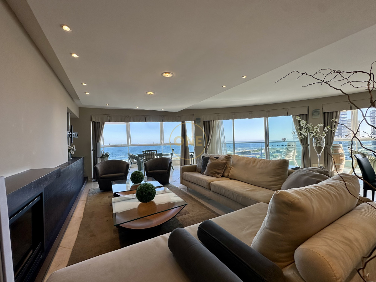 Apartamento ID.2021 - Apartamento en venta 3 Dormitorios playa Brava Punta del Este 