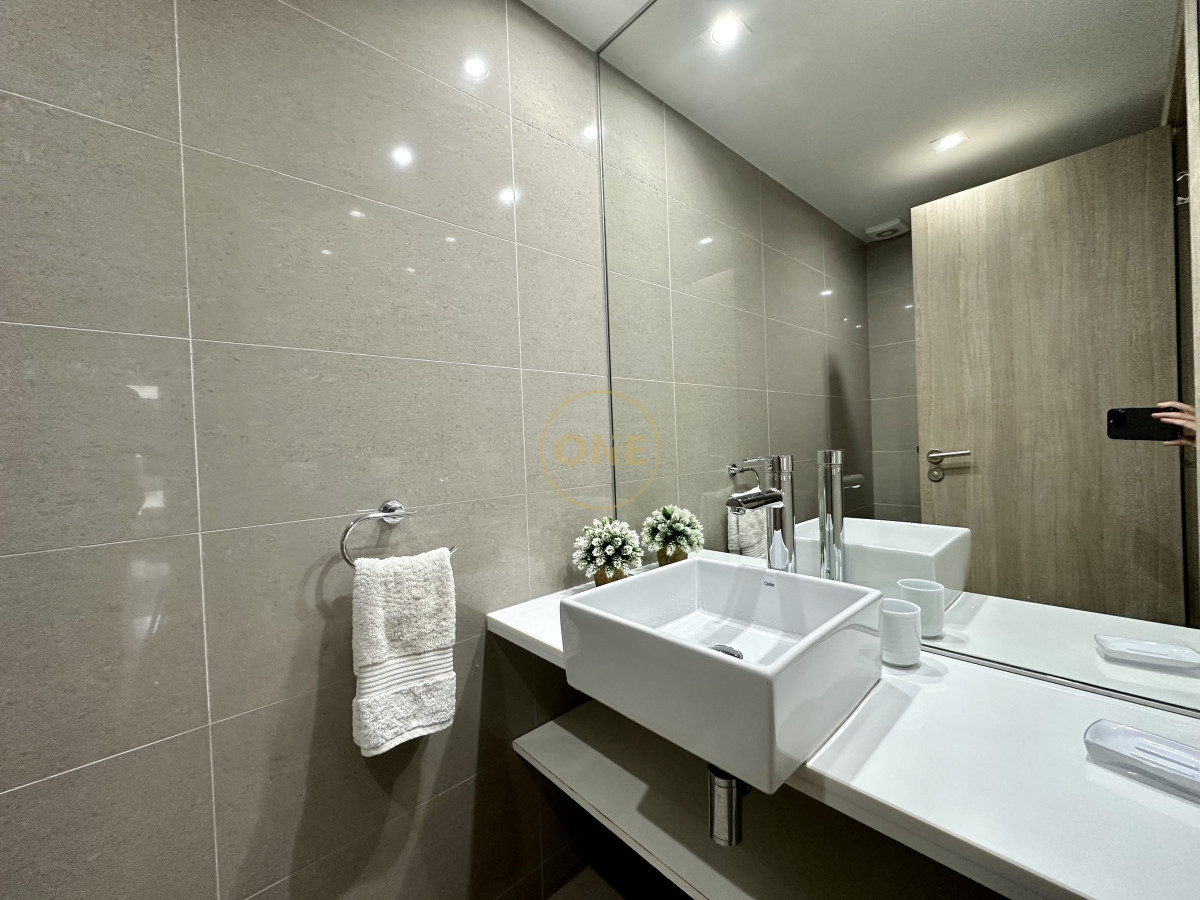 Apartamento ID.1663 - Venta Apartamento 2 Dormitorios playa Brava Punta del Este 