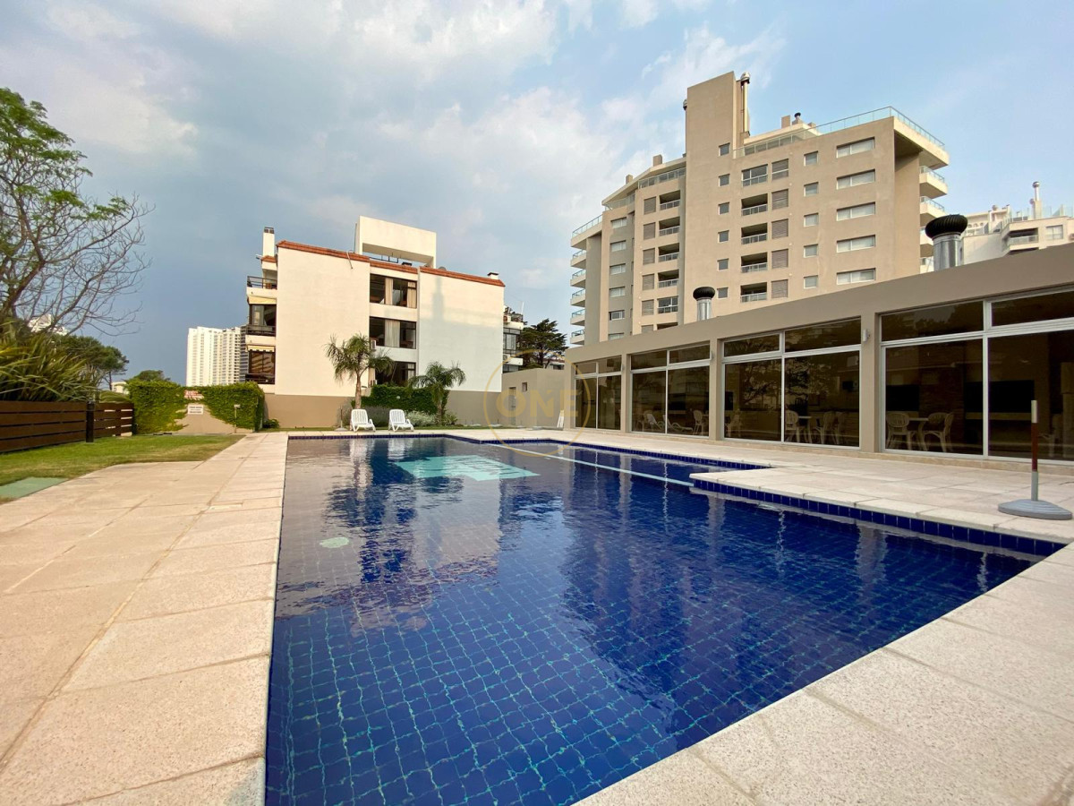 Apartamento ID.1782 - Venta Apartamento playa Brava Vista al mar 2 Dormitorios 