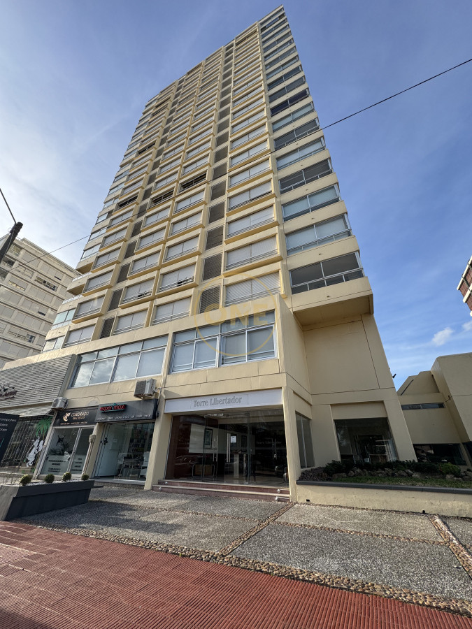 Apartamento ID.1676 - venta apartamento 2 dormitorios Península. Punta del Este