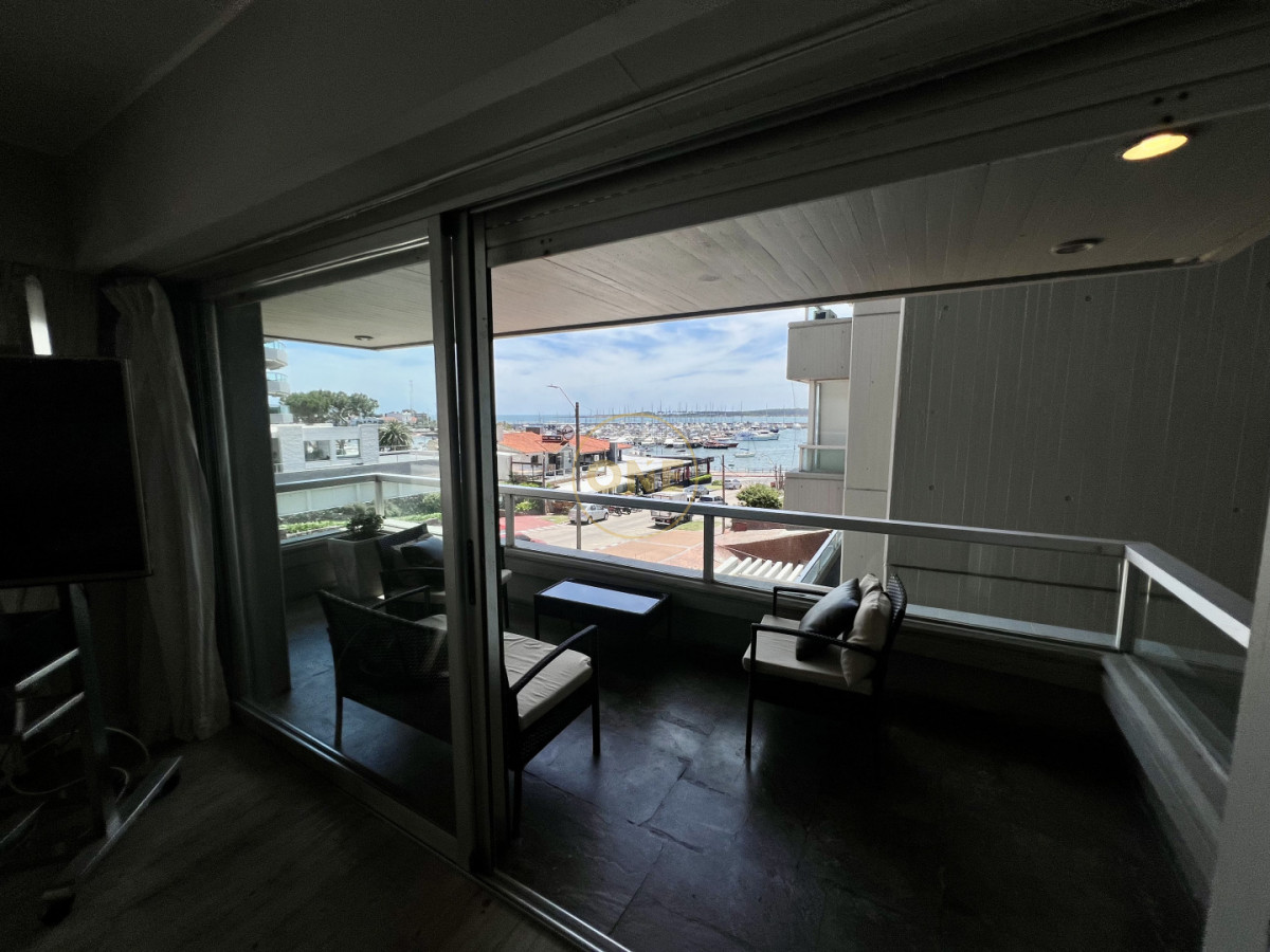 Apartamento ID.2028 - Exclusivo apartamento 3 dormitorios Peninsula Punta del Este en venta