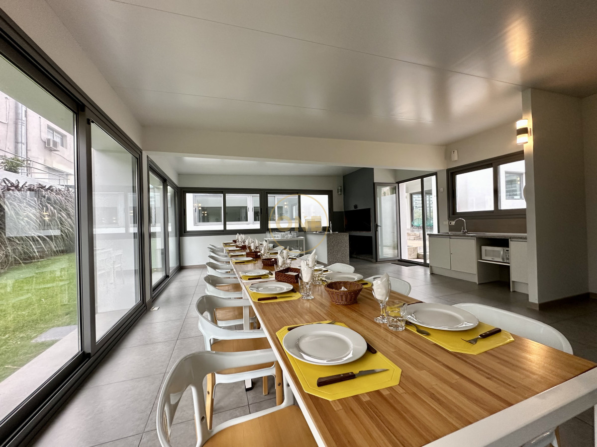 Apartamento ID.1663 - Venta Apartamento 2 Dormitorios playa Brava Punta del Este 