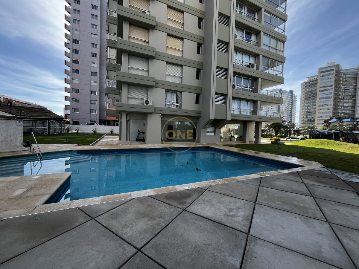 Apartamento ID.1928 - Penthouse 2 Dormitorios vista al mar, Brava parada 3