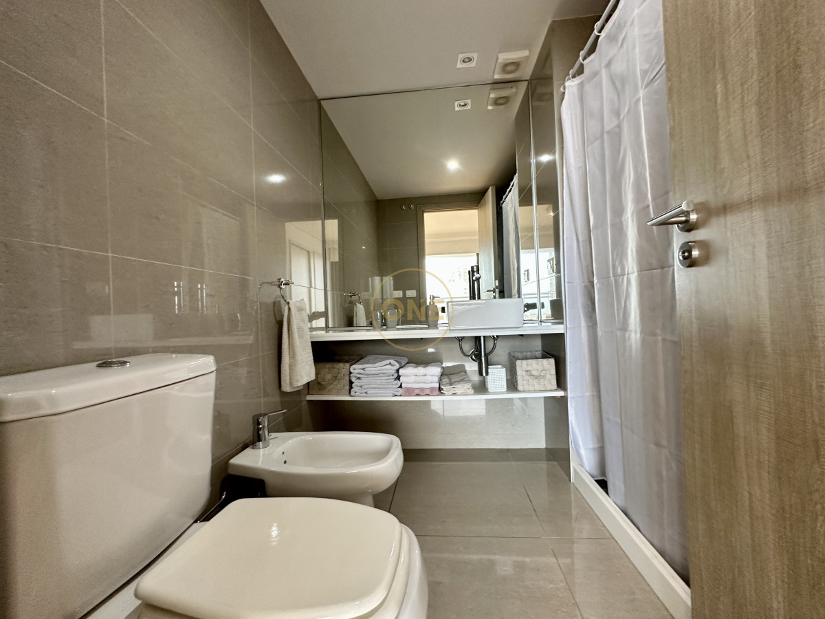 Apartamento ID.1663 - Venta Apartamento 2 Dormitorios playa Brava Punta del Este 