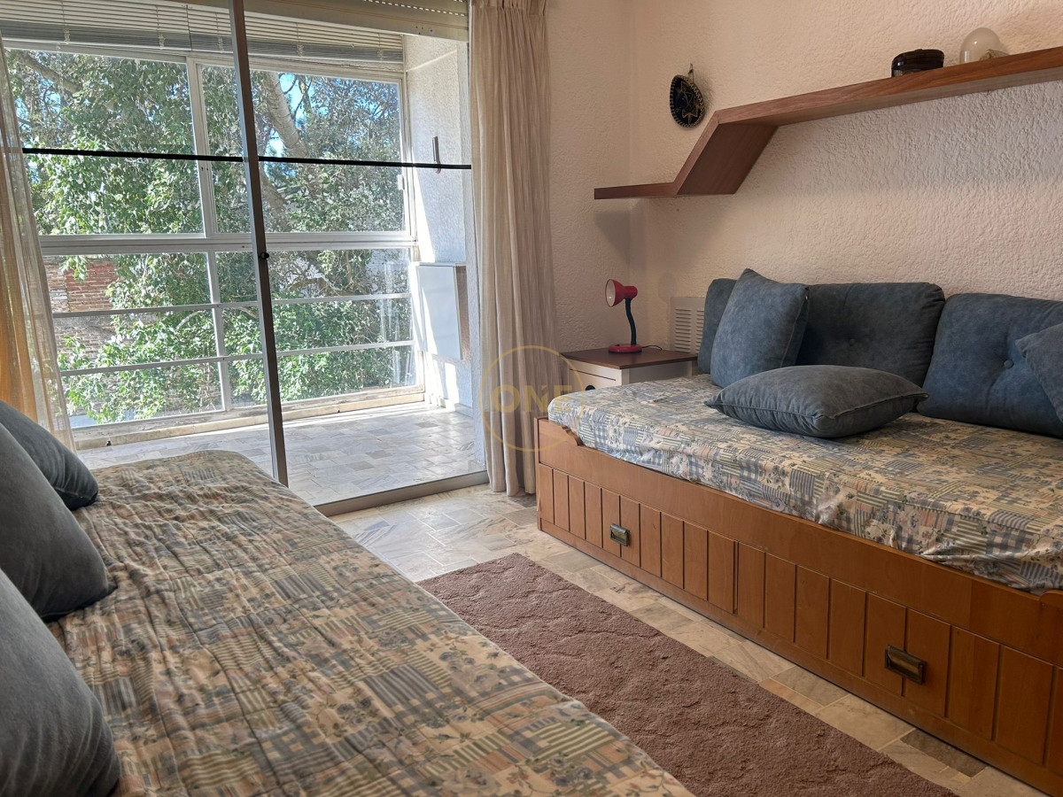 Apartamento ID.1555 - venta apartamento 3 dormitorios en Roosevelt - Punta del Este con terraza y parrillero