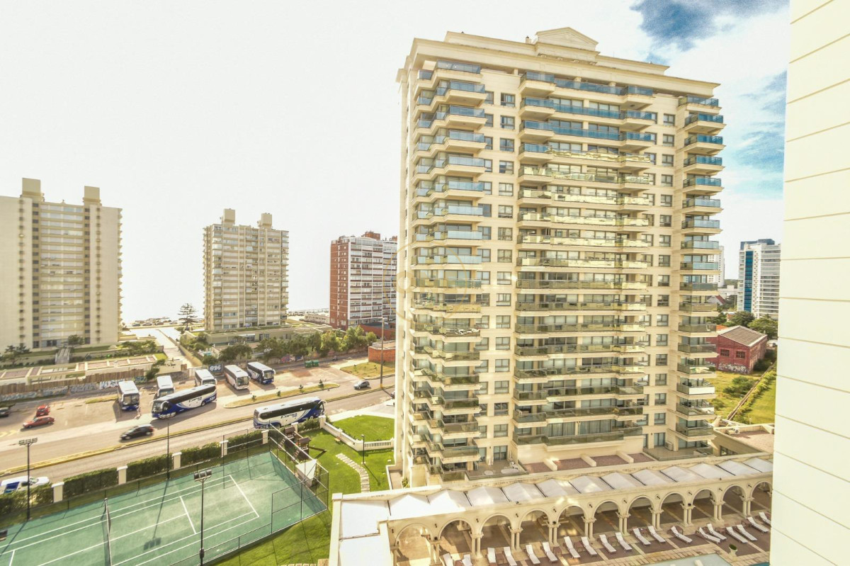 Apartamento ID.2080 - Apartamento 3 Dormitorios en Imperiale Torre II Punta del Este