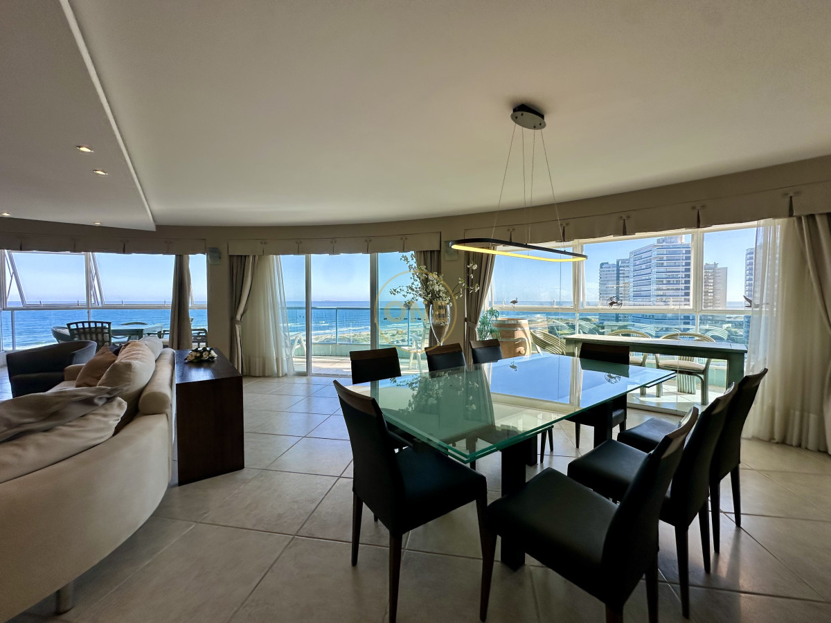 Apartamento ID.2021 - Apartamento en venta 3 Dormitorios playa Brava Punta del Este 