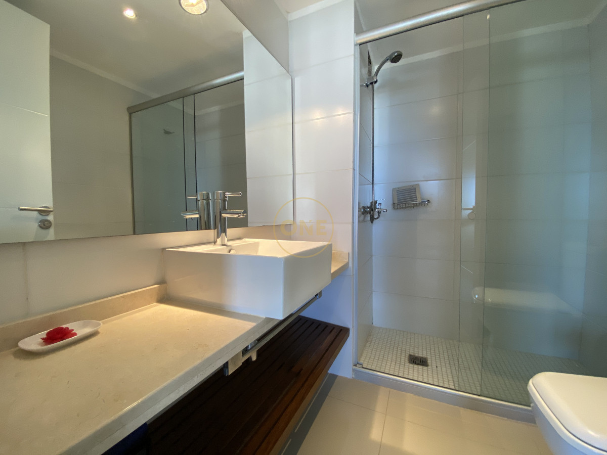 Apartamento ID.1782 - Venta Apartamento playa Brava Vista al mar 2 Dormitorios 