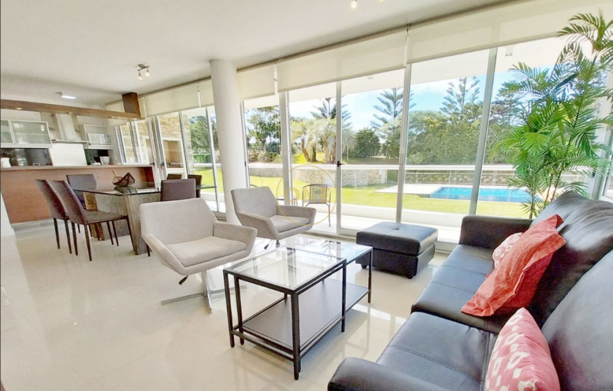 Apartamento ID.2035 - Oportunidad en Terrazas de Villa Brava Parada 25 | 2 dormitorios con parrillero y toilette | Ubicación exclusiva | Excelentes amenities 