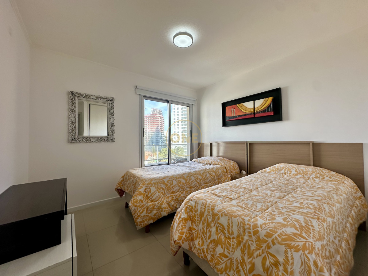 Apartamento ID.1782 - Venta Apartamento playa Brava Vista al mar 2 Dormitorios 