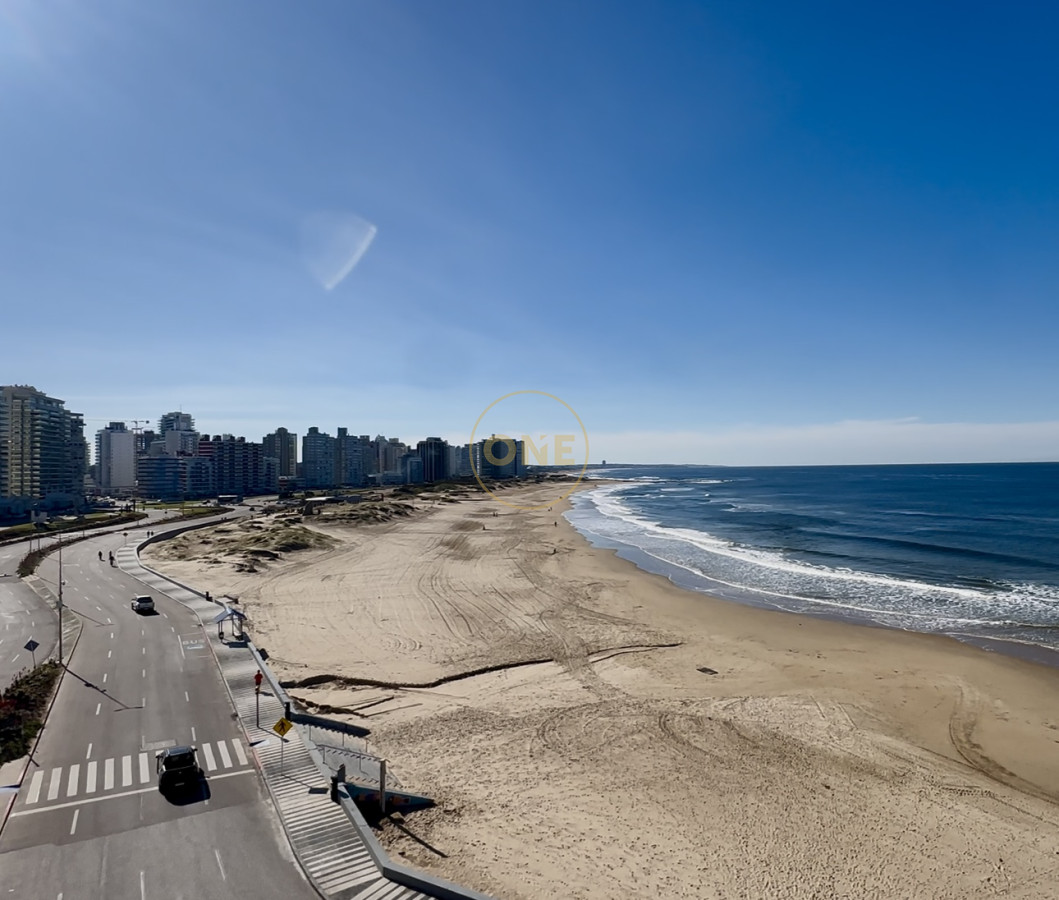 Apartamento ID.1753 - Apartamento Venta 2 Dormitorios Peninsula Punta del Este 