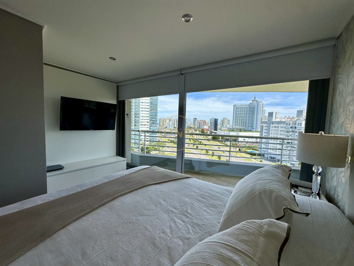 Apartamento ID.1989 - Apartamento esquinero en venta 2 dormitorios Punta del Este Alexander Boulevard