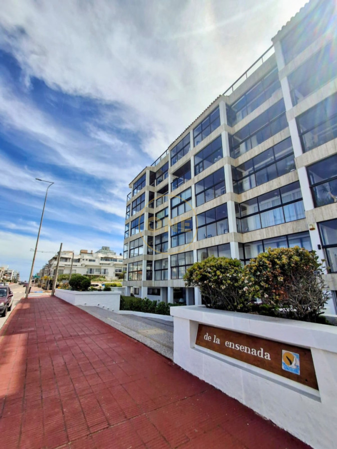 Apartamento ID.1975 - Apto.3 Dormitorios frente a  playa El Emir.