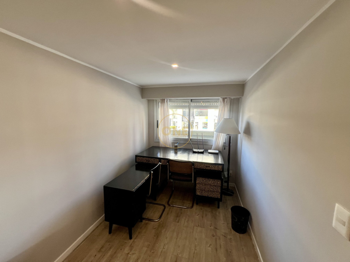 Apartamento ID.2028 - Exclusivo apartamento 3 dormitorios Peninsula Punta del Este en venta