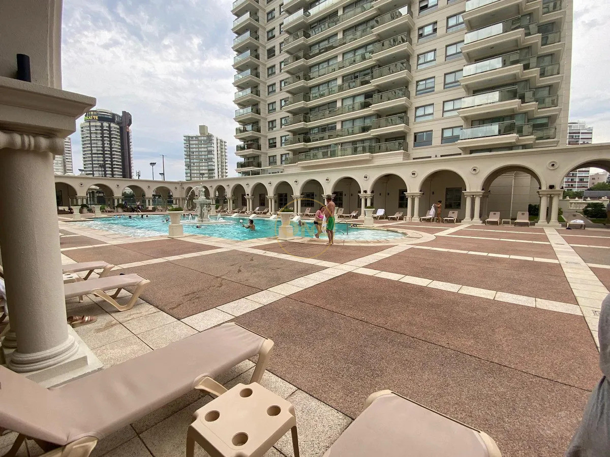 Apartamento ID.2080 - Apartamento 3 Dormitorios en Imperiale Torre II Punta del Este