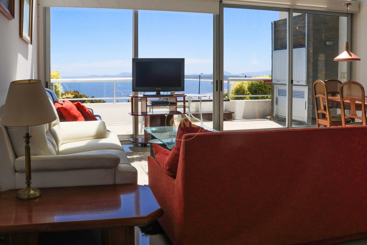 Apartamento ID.599 - Apartamento en venta triplex con vista al mar en Punta Ballena