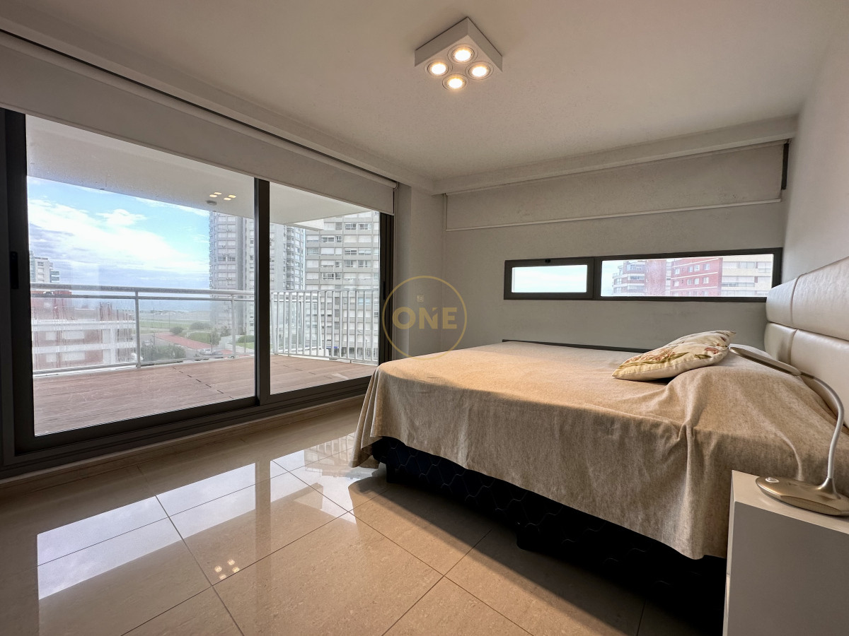 Apartamento ID.1663 - Venta Apartamento 2 Dormitorios playa Brava Punta del Este 