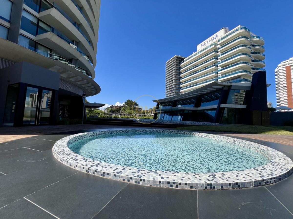 Apartamento ID.2029 - Apartamento 3 dormitorios en Suite Peninsula Punta del Este en venta