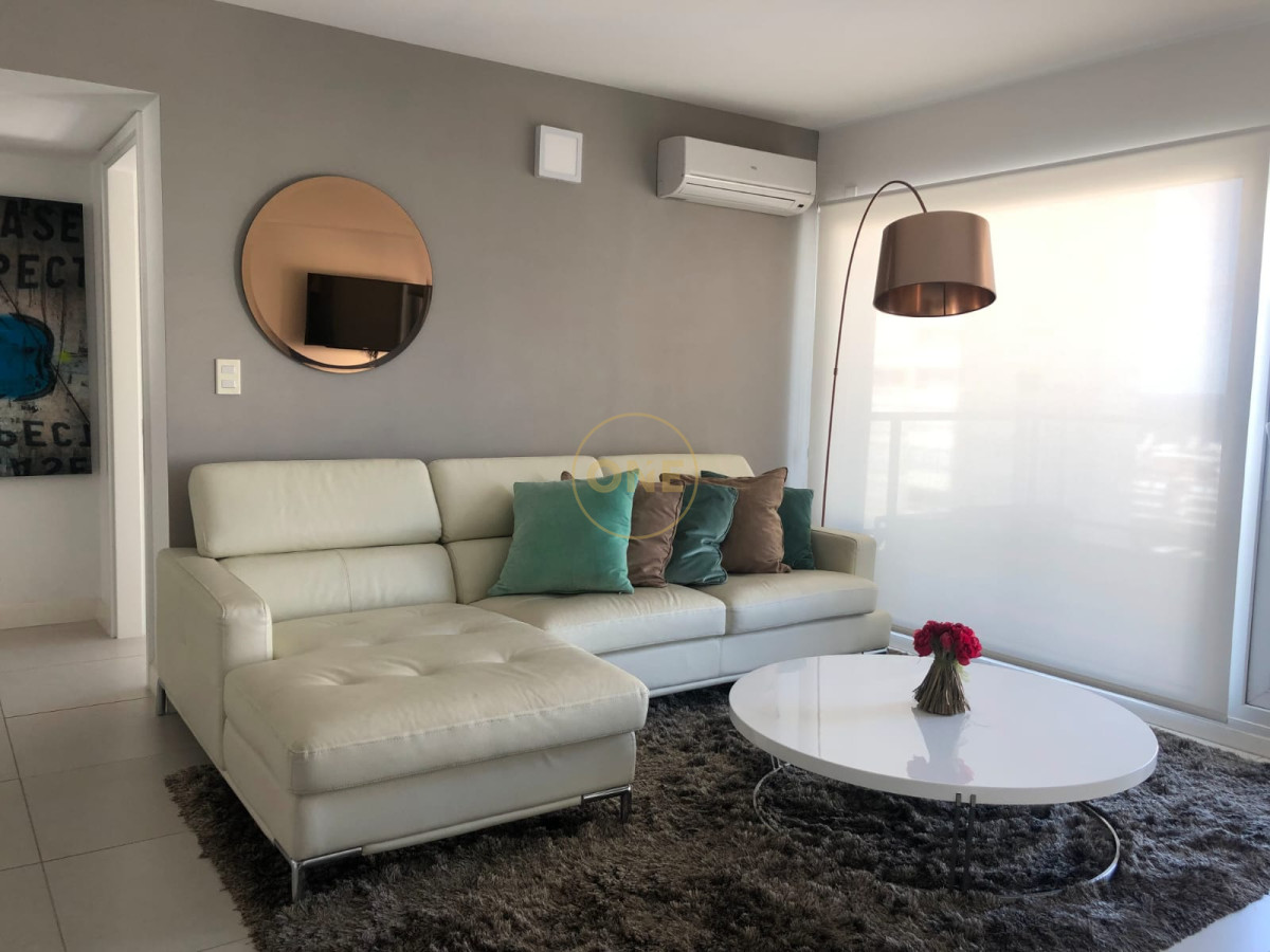 Apartamento ID.24 - Apto en alquiler y venta en Península , dos dormitorios con vista al puerto!