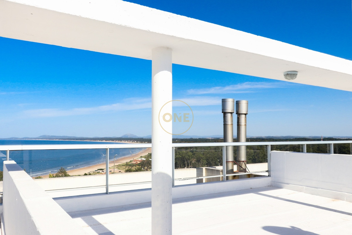 Apartamento ID.599 - Apartamento en venta triplex con vista al mar en Punta Ballena