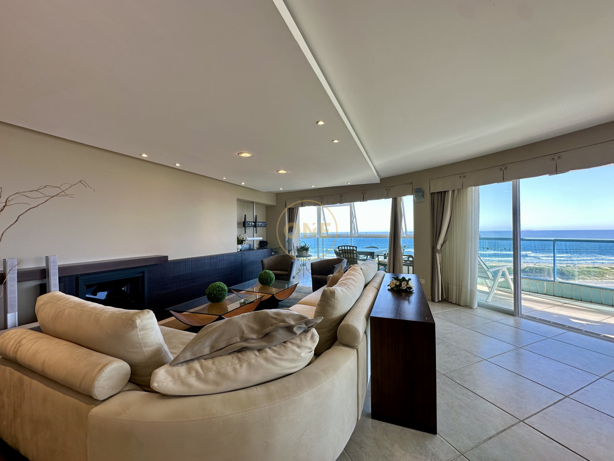 Apartamento ID.2021 - Apartamento en venta 3 Dormitorios playa Brava Punta del Este 