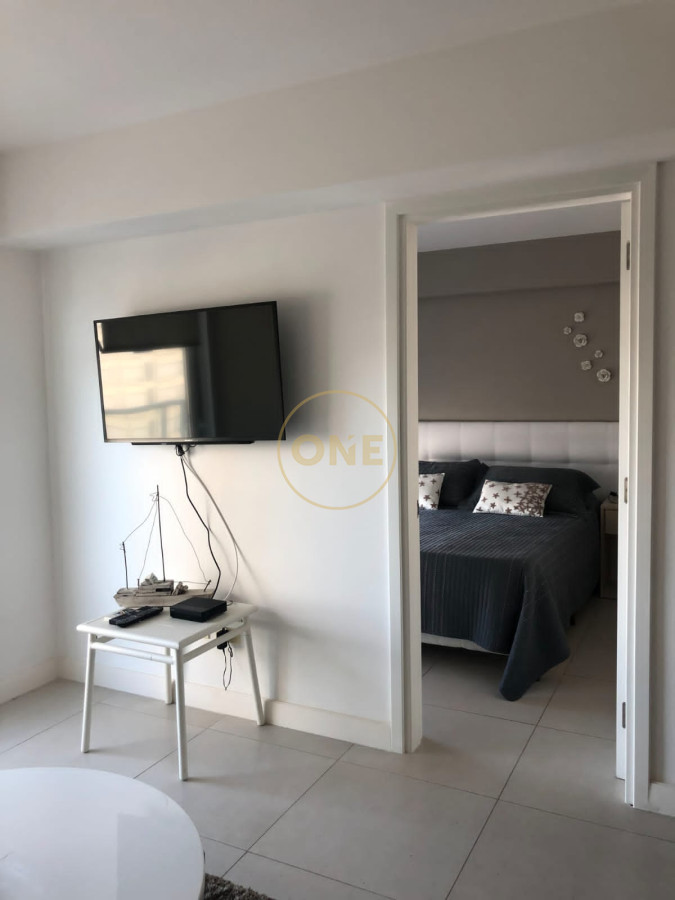 Apartamento ID.24 - Apto en alquiler y venta en Península , dos dormitorios con vista al puerto!