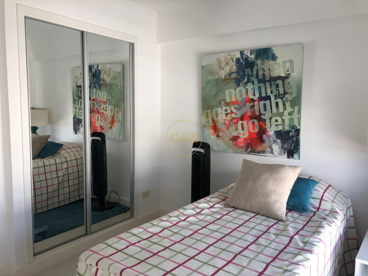 Apartamento ID.24 - Apto en alquiler y venta en Península , dos dormitorios con vista al puerto!