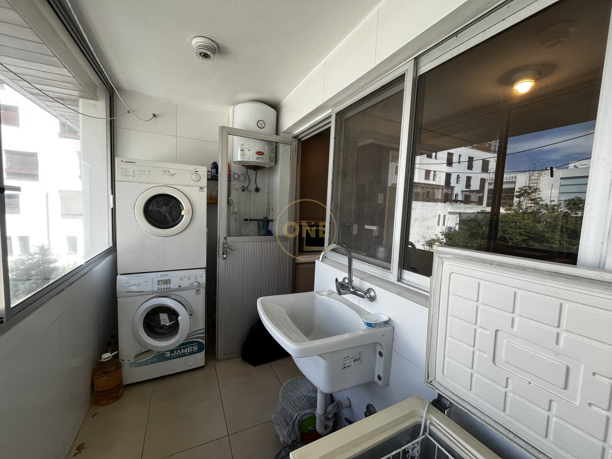 Apartamento ID.1955 - Apartamento con Vista Panorámica al Puerto de Punta del Este 