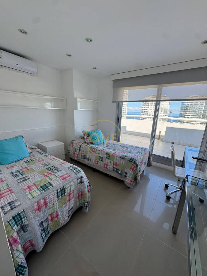 Apartamento ID.1957 - PENTHOUSE en la Brava
