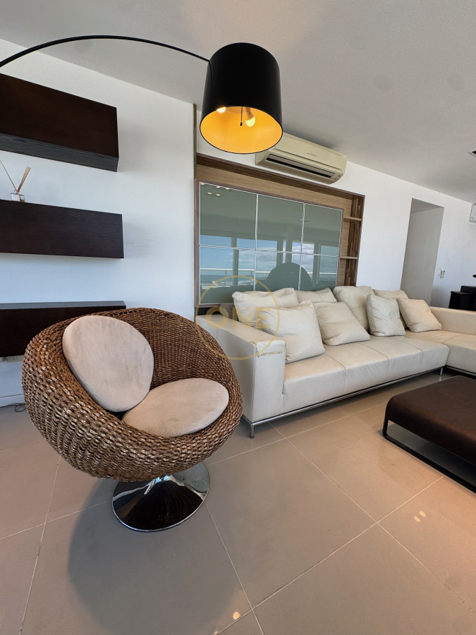 Apartamento ID.1957 - PENTHOUSE en la Brava