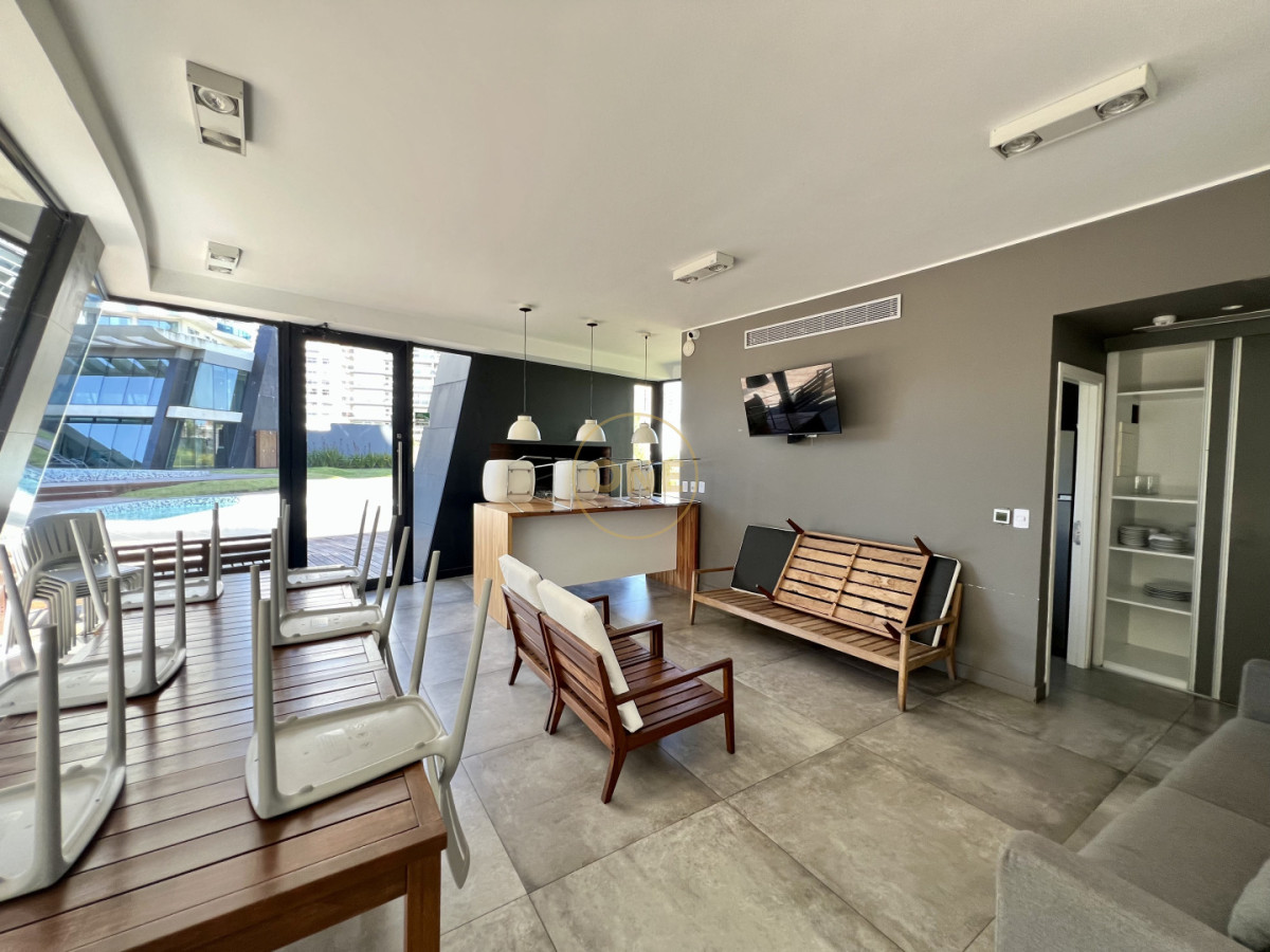 Apartamento ID.2029 - Apartamento 3 dormitorios en Suite Peninsula Punta del Este en venta