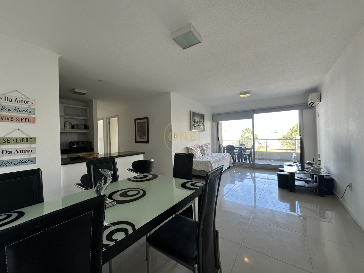 Apartamento ID.1782 - Venta Apartamento playa Brava Vista al mar 2 Dormitorios 